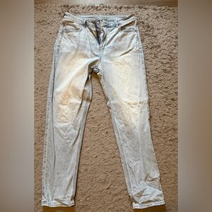 American Eagle “Strigid” Light Wash Jeans